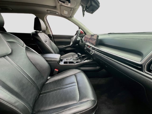 Certified 2025 Kia Sorento S w/ Panoramic Sunroof Package FWD image 31