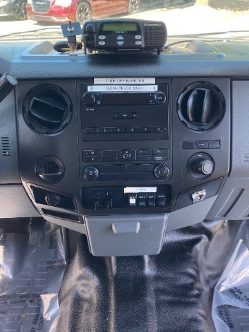 Used 2015 Ford F550 2WD Crew Cab Super Duty image 27