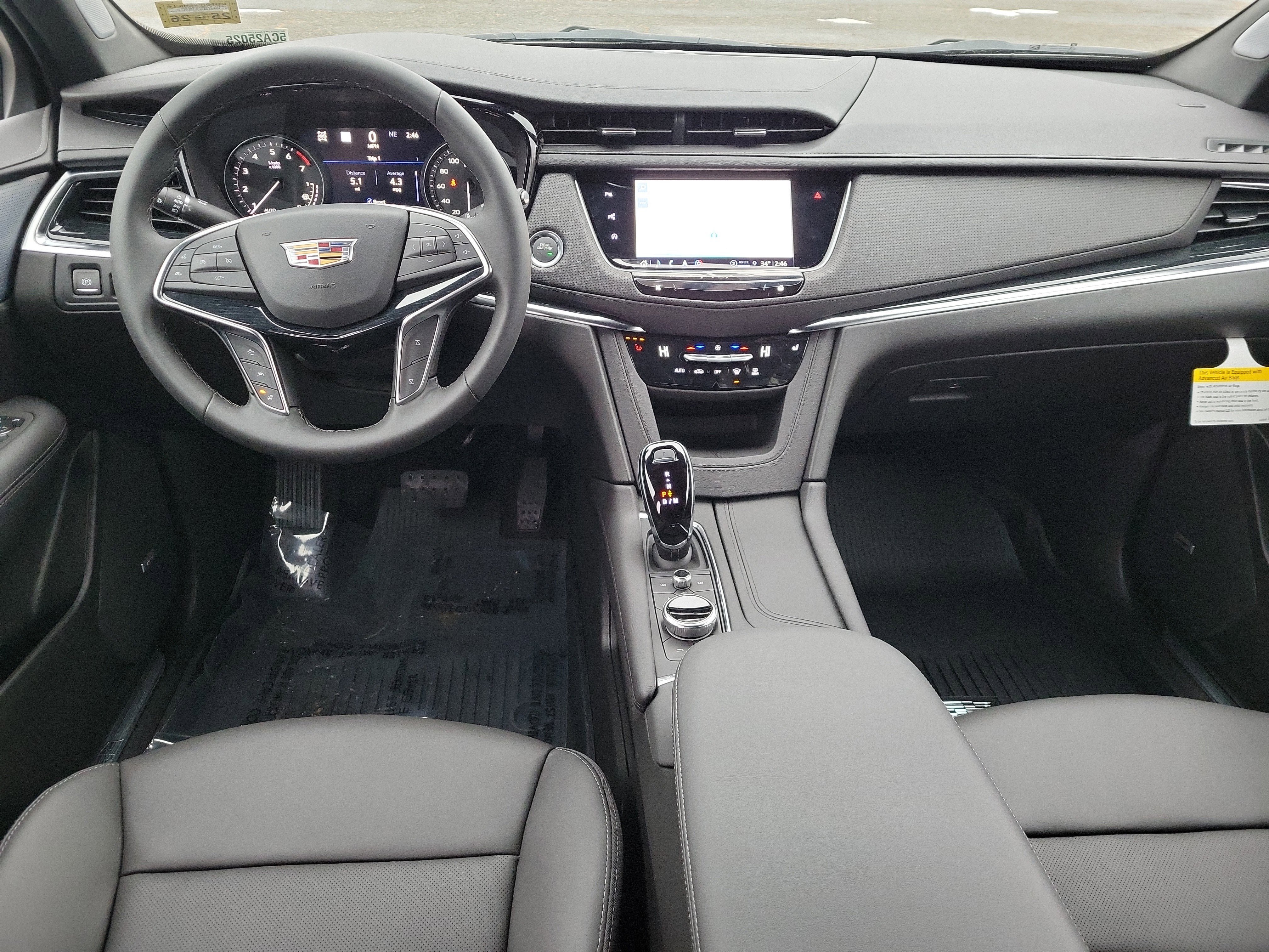 New 2026 Cadillac XT5 Premium Luxury w/ LPO, Floor Liner Package AWD/4WD image 3