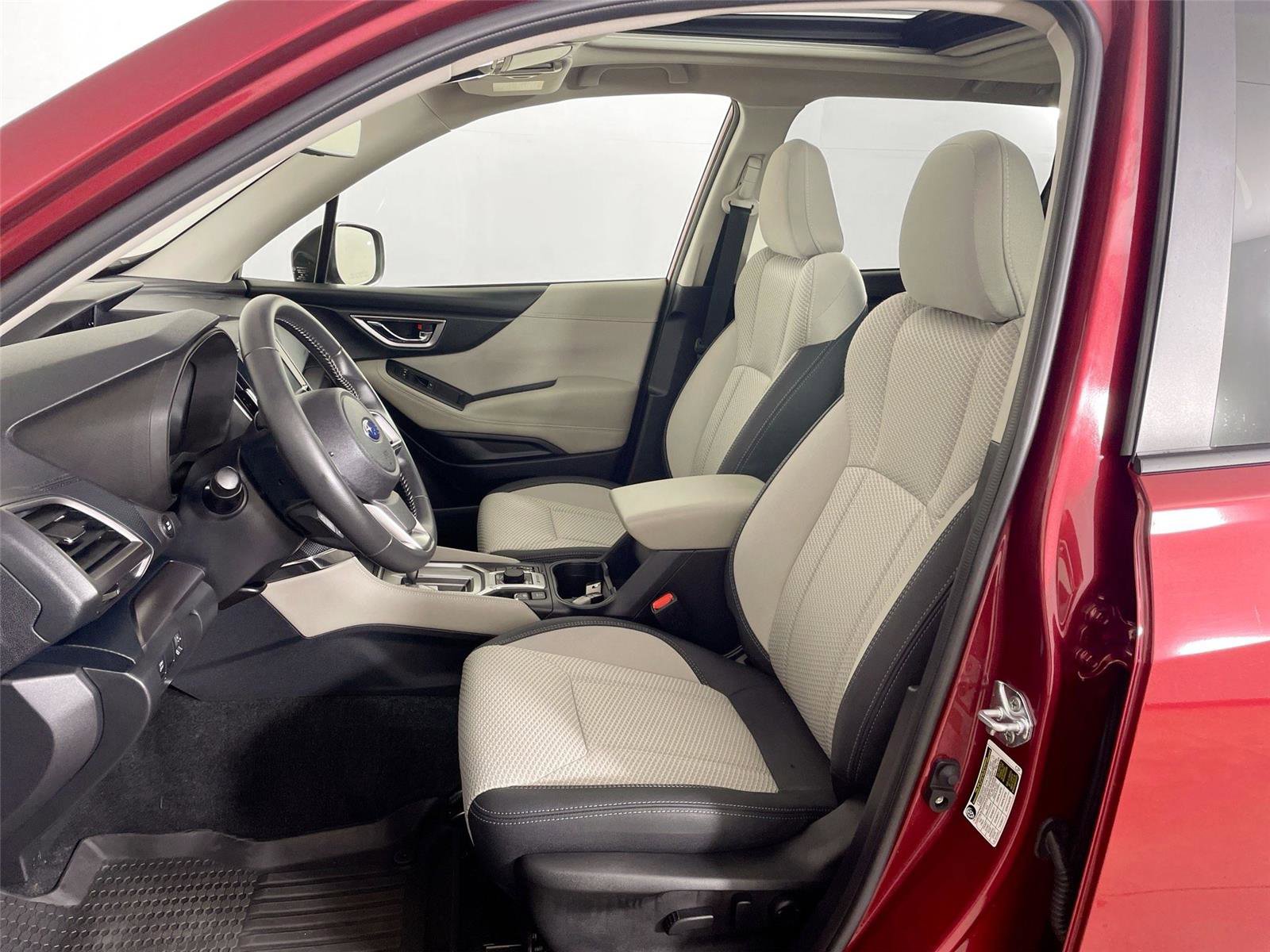 Used 2024 Subaru Forester Premium AWD/4WD image 5