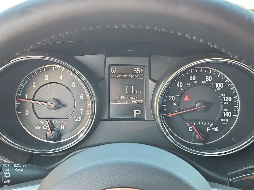 Used 2013 Jeep Grand Cherokee Laredo AWD/4WD image 21