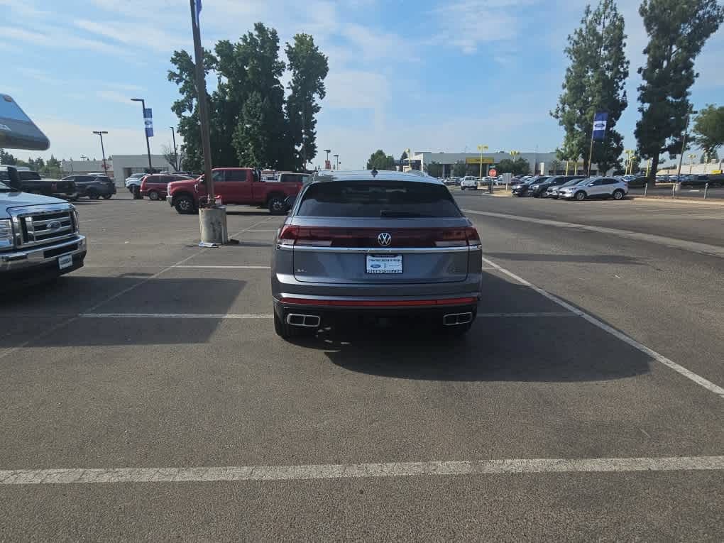 Used 2024 Volkswagen Atlas Cross Sport SEL Premium R-Line AWD/4WD image 6