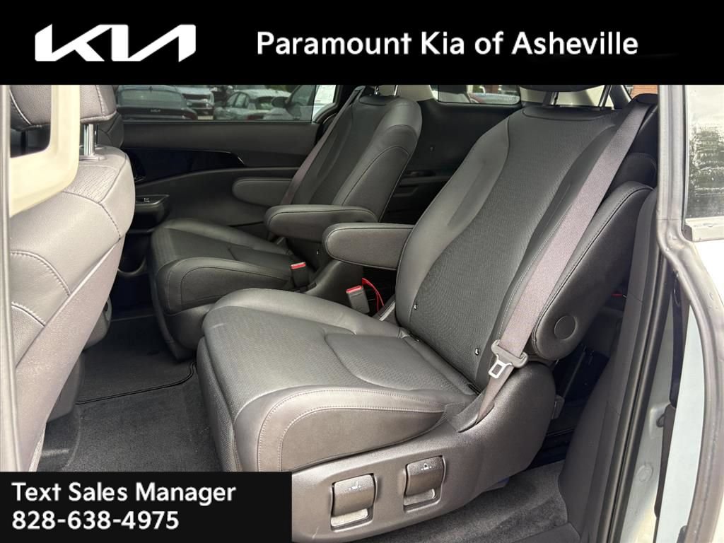 Certified 2025 Kia Carnival SX Prestige FWD image 22