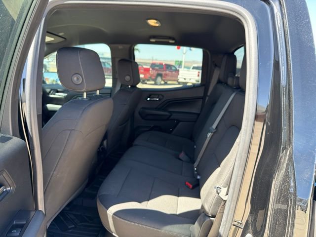 Used 2025 Chevrolet Colorado LT RWD image 13