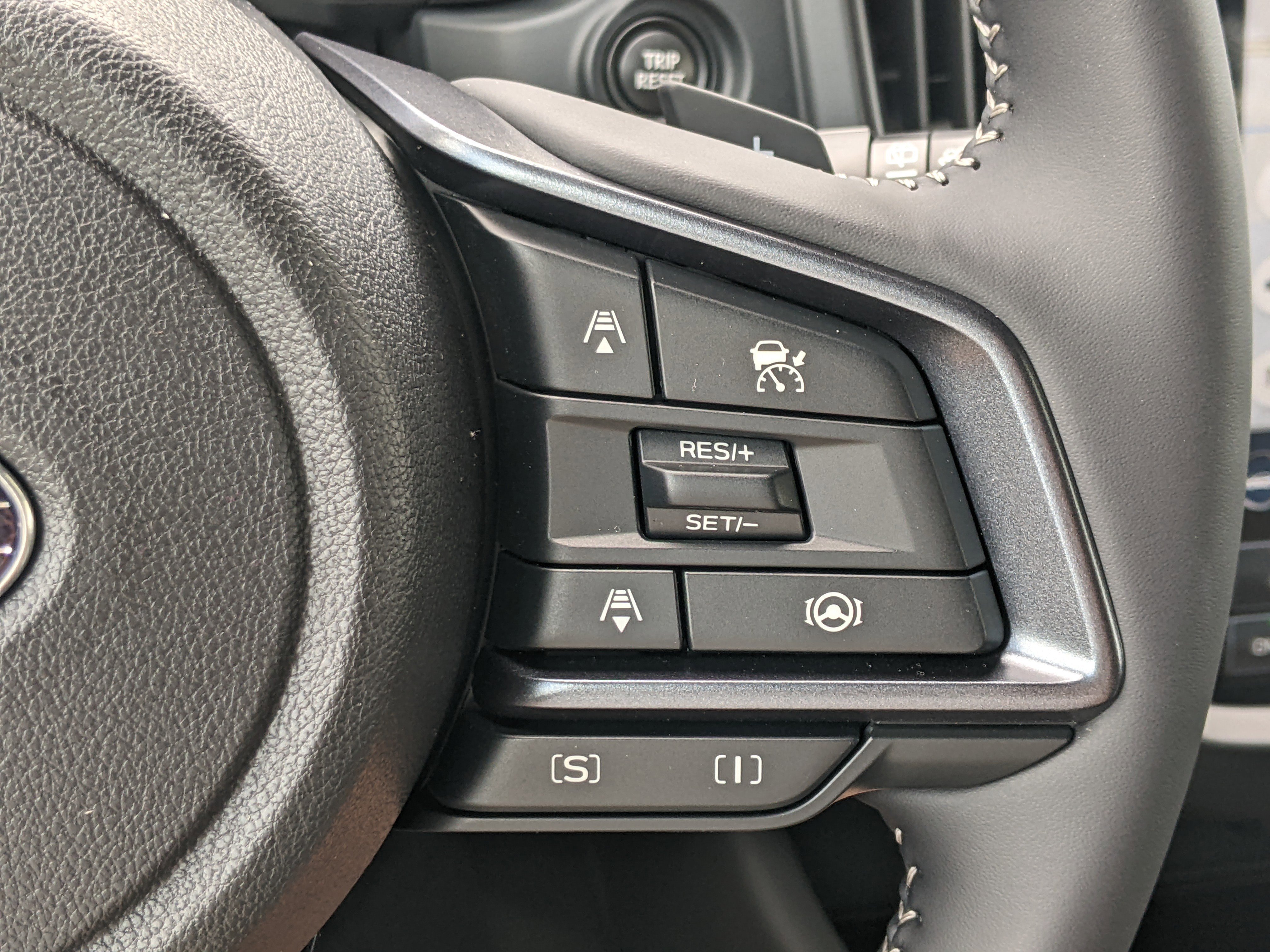 New 2025 Subaru Forester Limited image 23