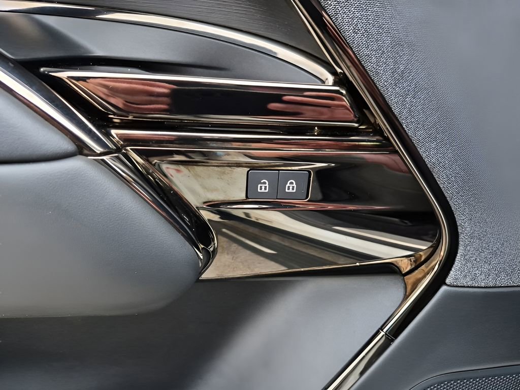 Used 2023 Land Rover Range Rover Sport SE Dynamic image 29