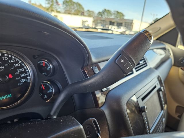 Used 2013 GMC Yukon XL Denali image 24