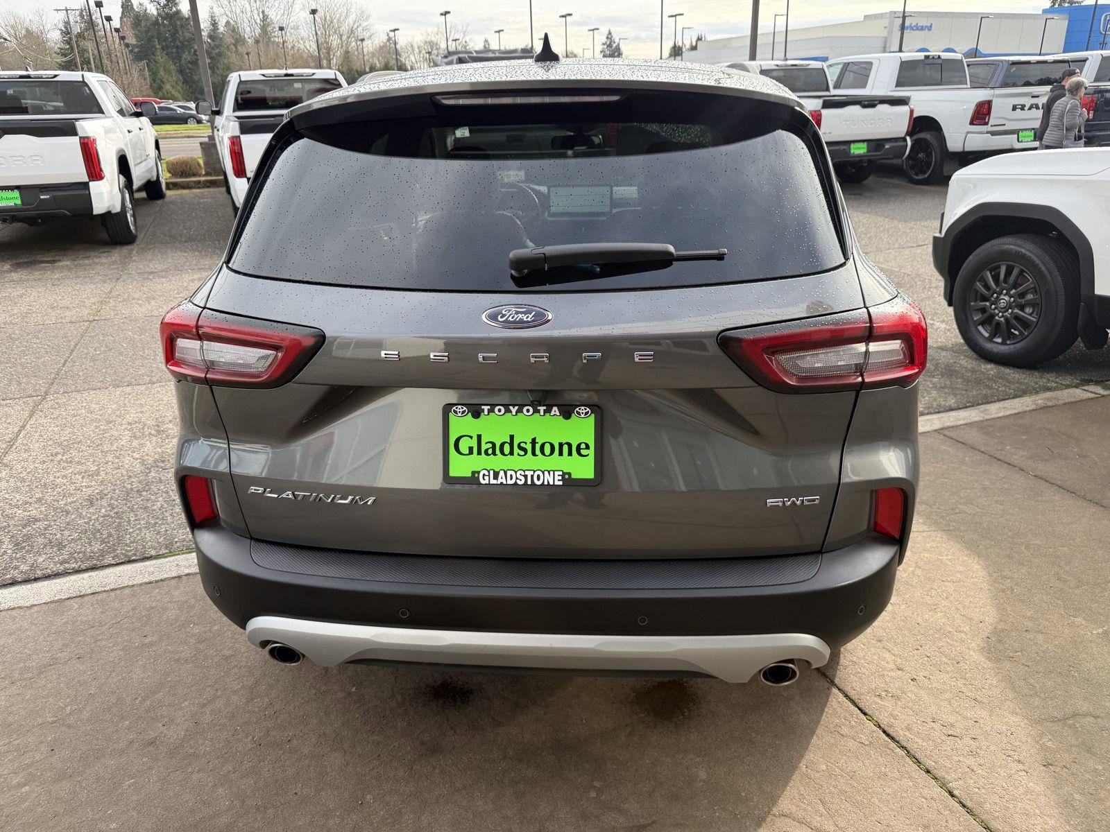 Used 2025 Ford Escape Platinum image 5