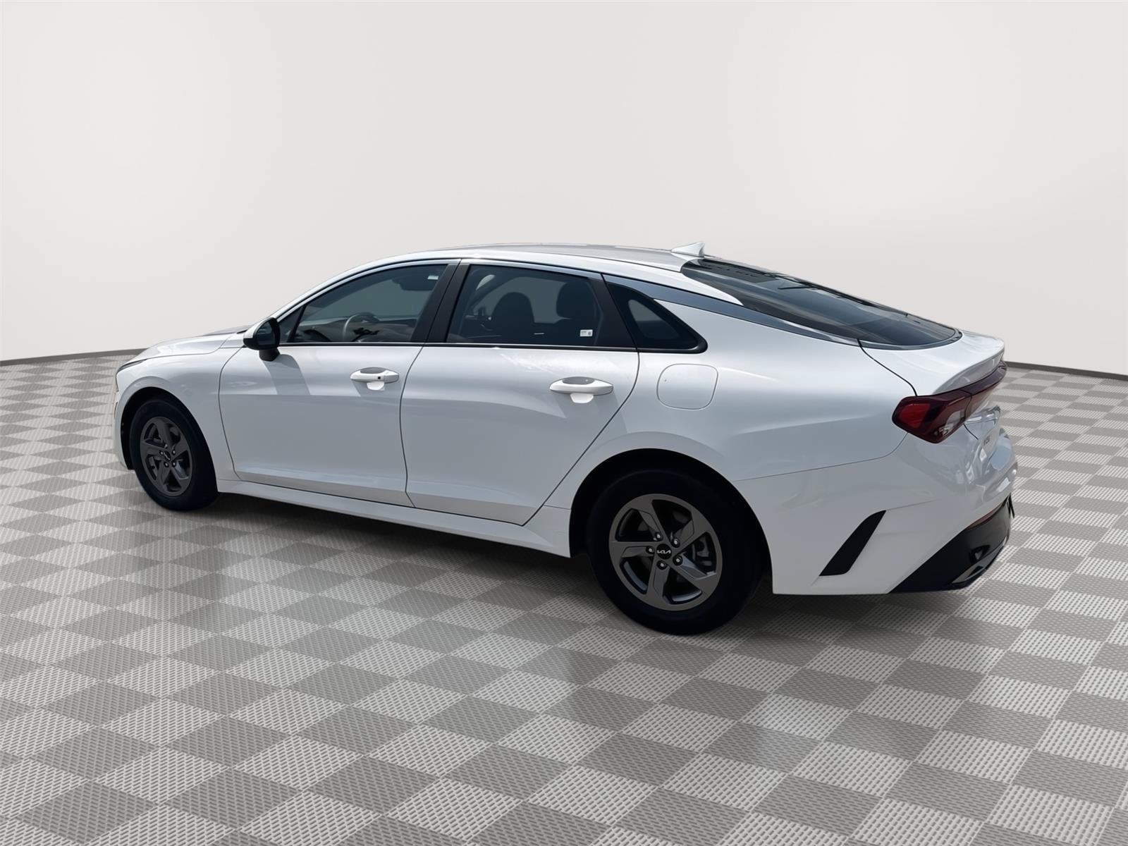 Used 2023 Kia K5 LXS FWD image 7
