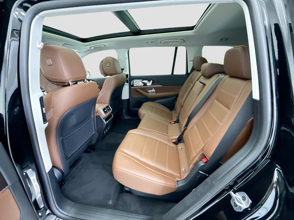 New 2026 Mercedes-Benz GLS 450 4MATIC image 21