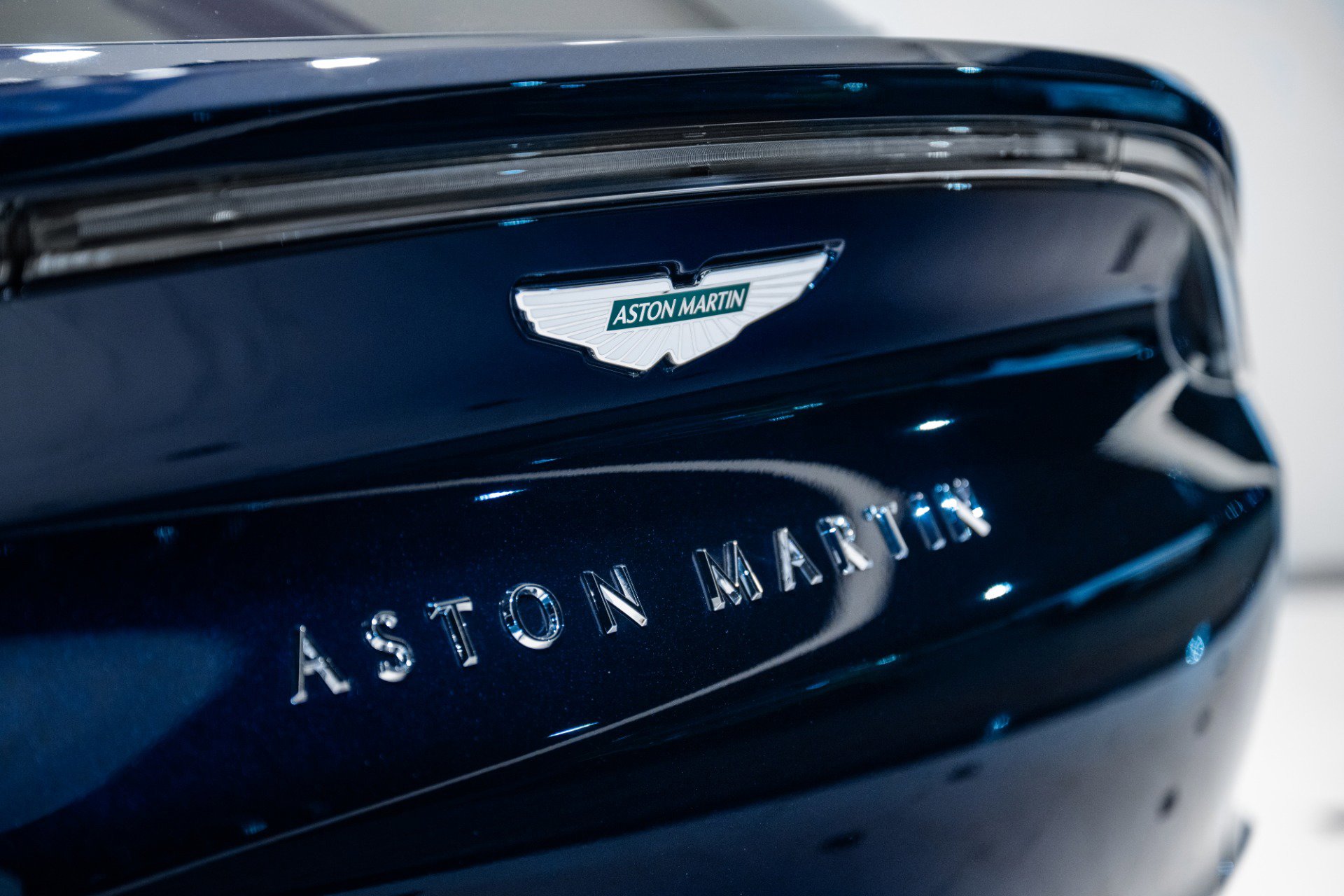 New 2026 Aston Martin DBX S image 8