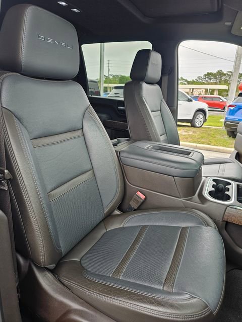 Used 2020 GMC Sierra 2500 Denali w/ Denali Ultimate Package image 27