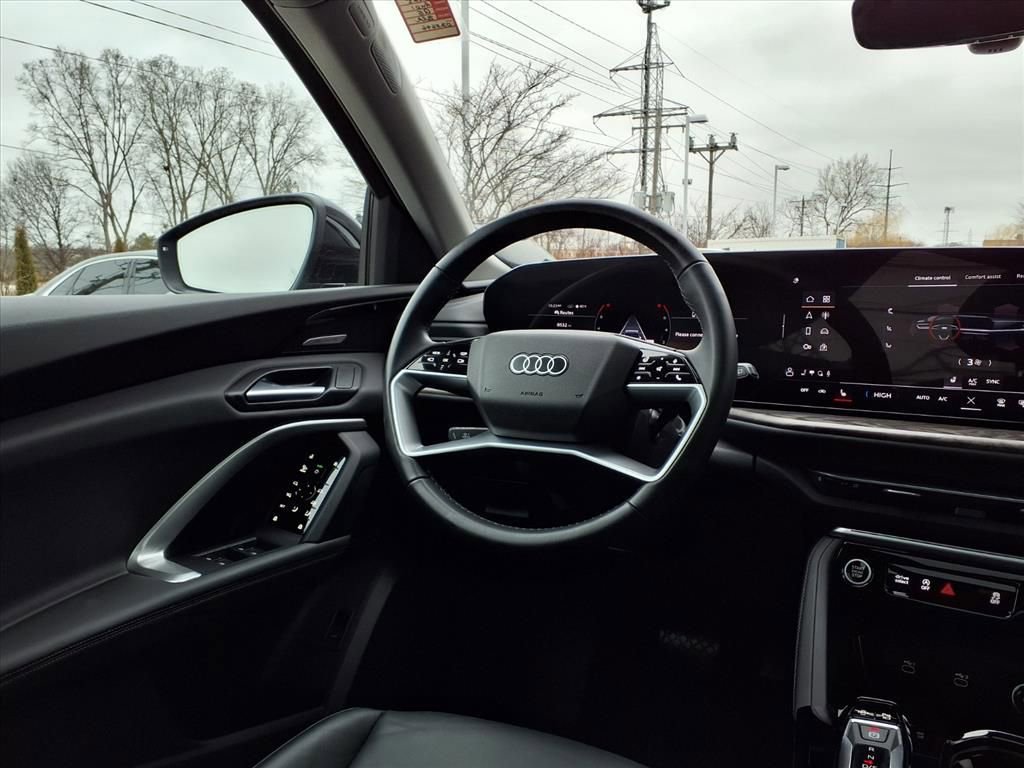 Used 2025 Audi Q5 Premium Plus w/ Premium Plus image 27