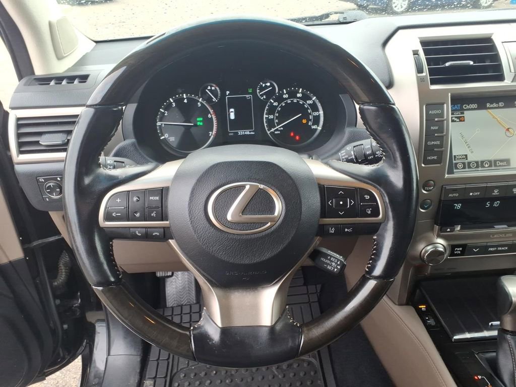 Used 2021 Lexus GX 460 Premium w/ Premium Package image 24