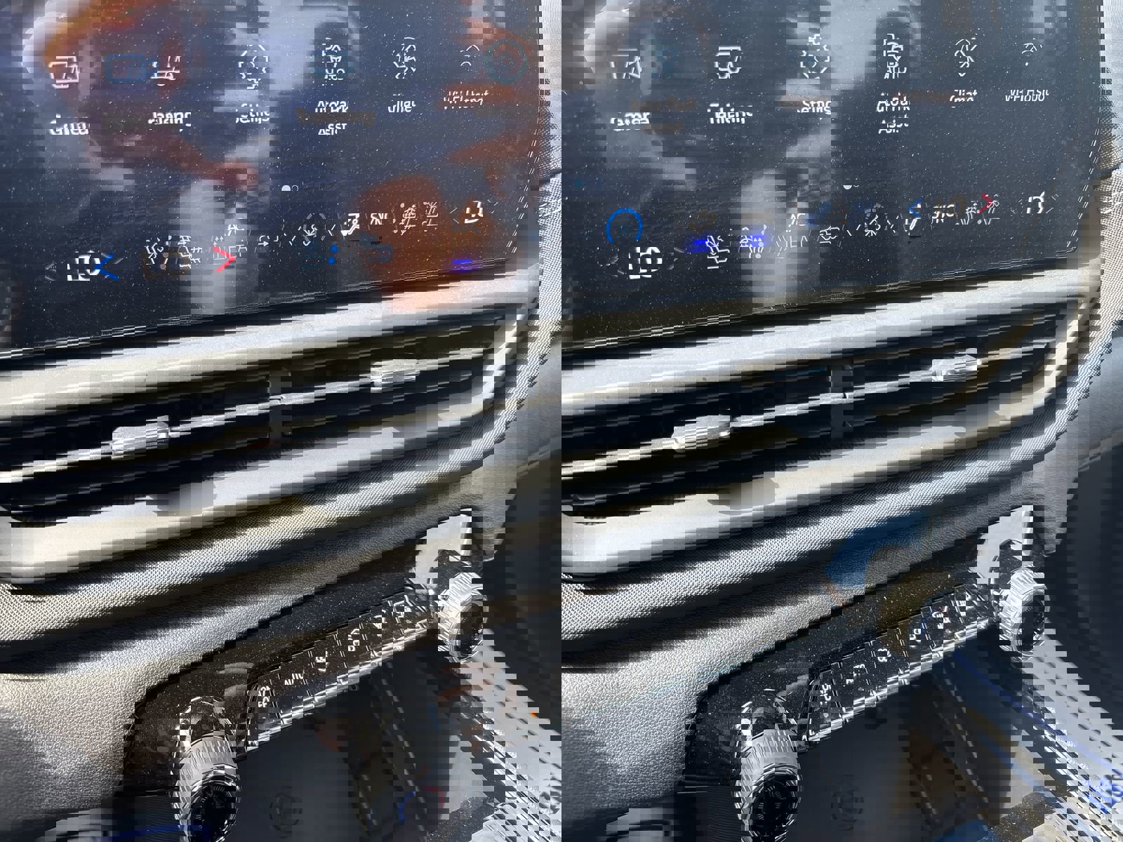 New 2026 Chevrolet Silverado EV LT w/ Premium Package image 21