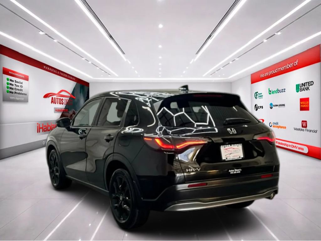 Used 2023 Honda HR-V Sport image 6