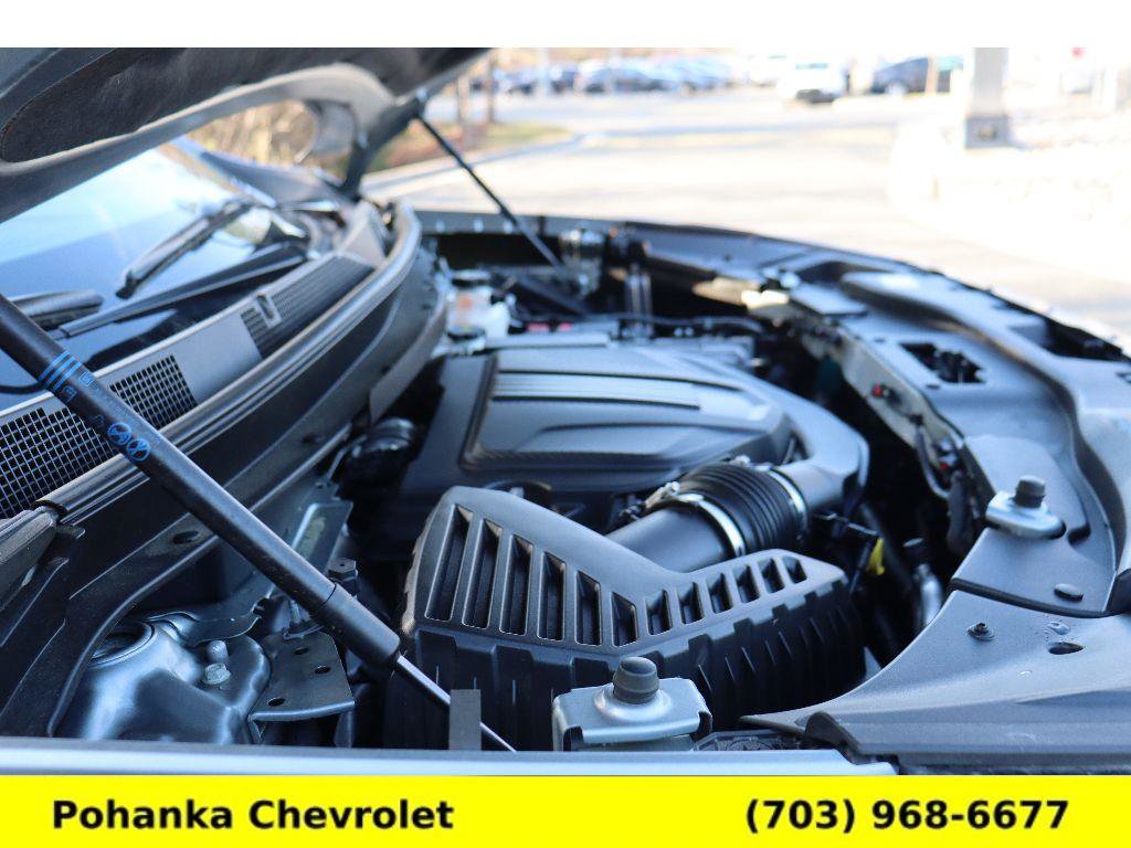 Used 2024 Chevrolet Traverse RS image 9