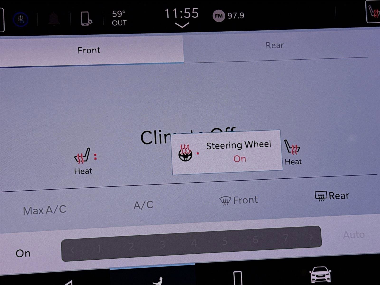 Used 2023 Chrysler Pacifica Touring-L image 16