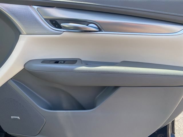 Used 2022 Cadillac XT5 Premium Luxury AWD/4WD image 42