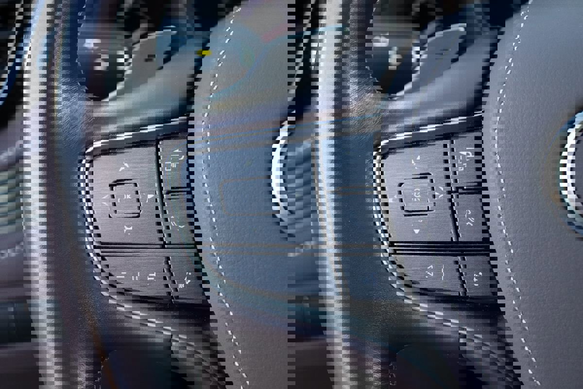 Used 2018 Lexus LS 500 w/ Interior Upgrade Package image 88