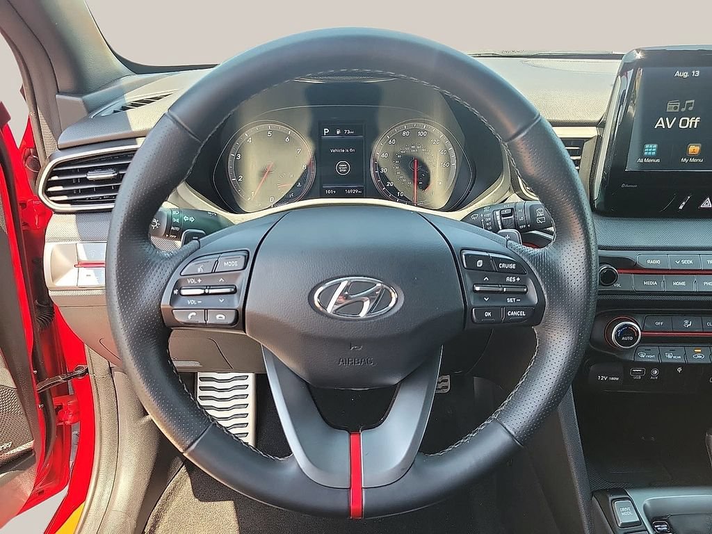 Used 2020 Hyundai Veloster FWD image 20