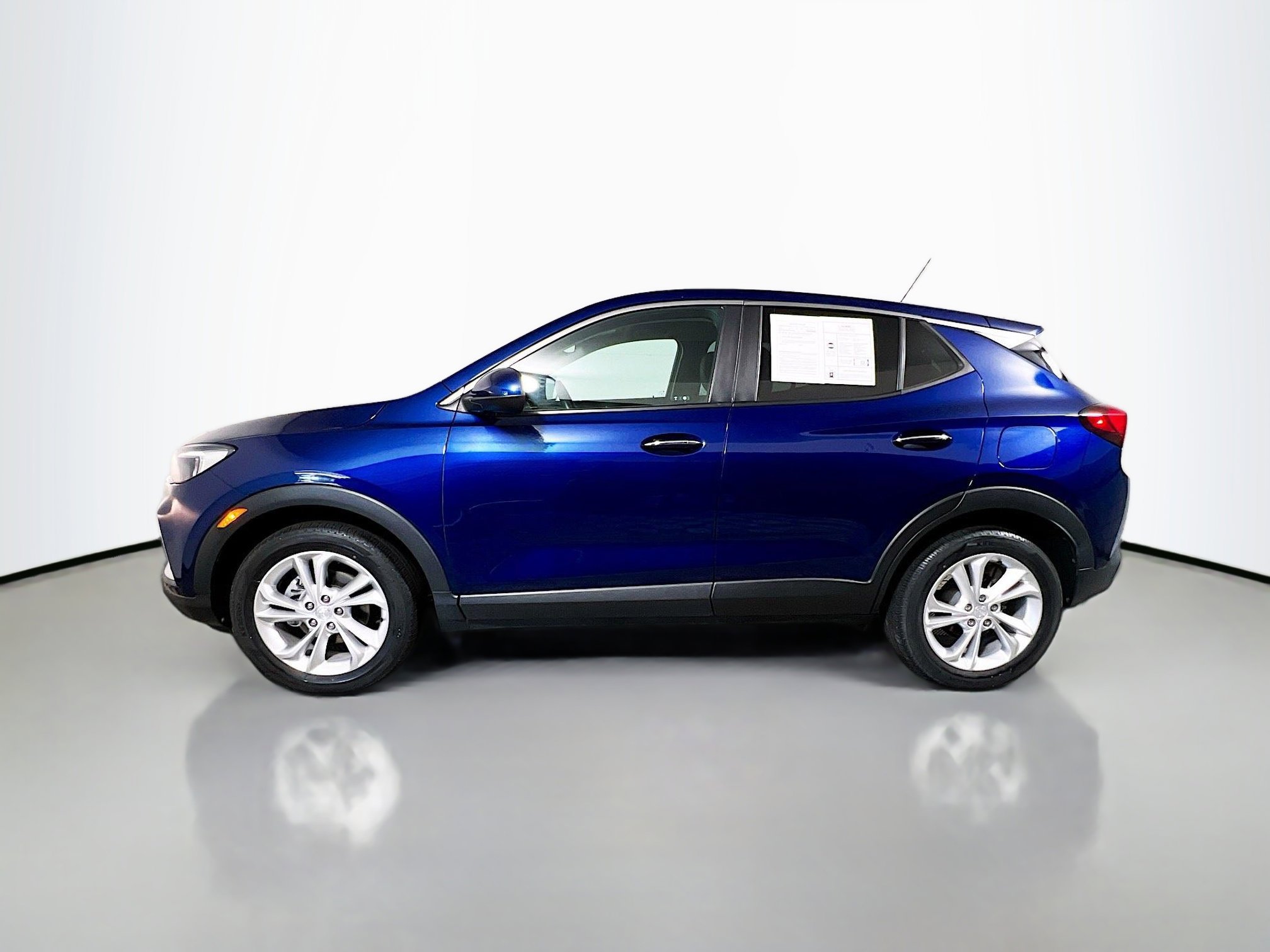 Used 2022 Buick Encore GX Preferred image 9