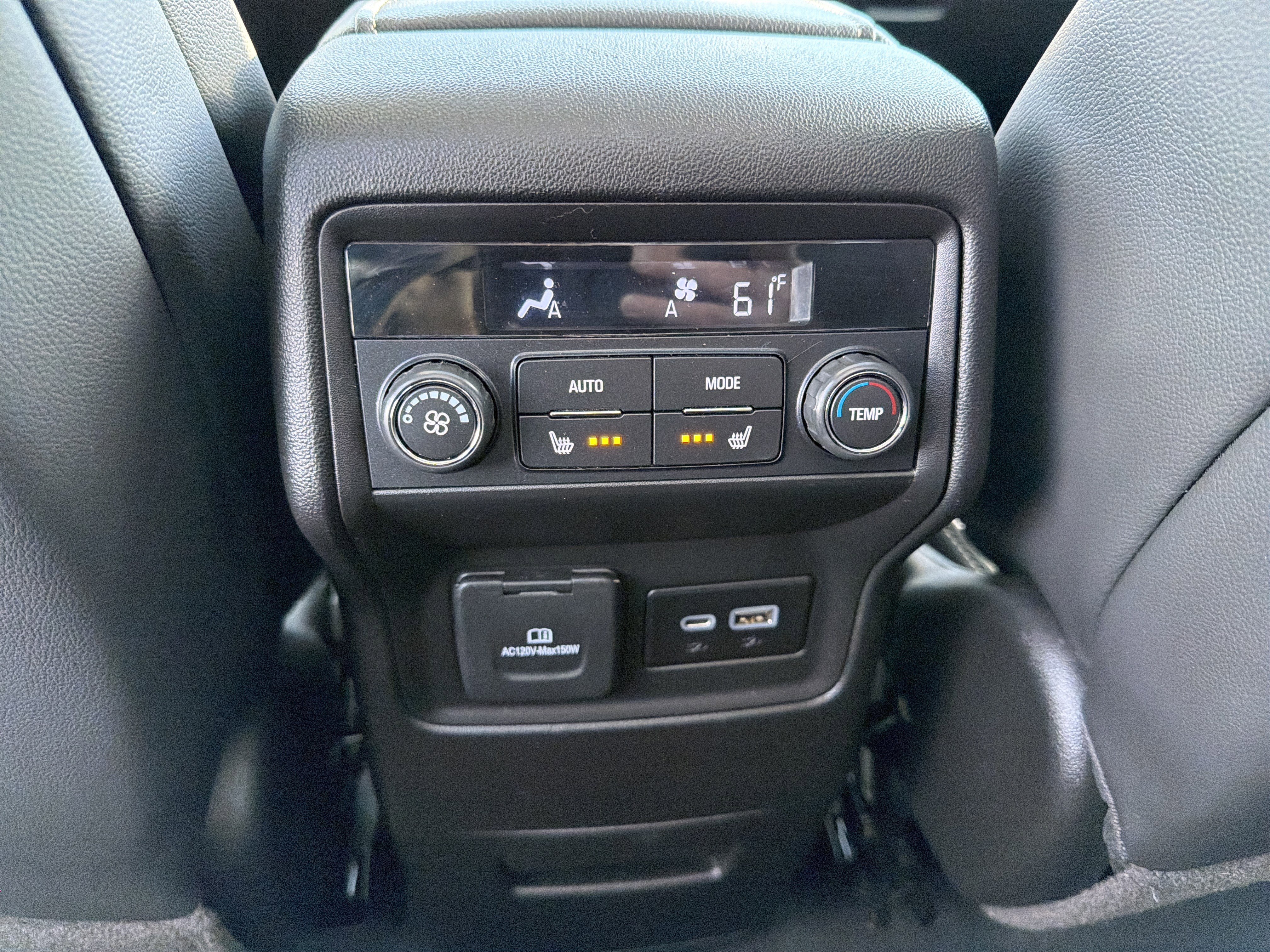 Used 2023 GMC Acadia Denali w/ Denali Technology Package image 71