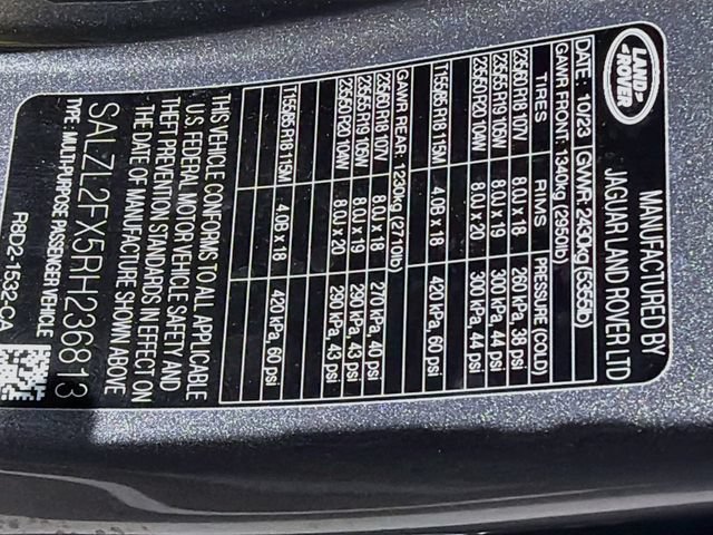 Used 2024 Land Rover Range Rover Evoque Dynamic SE AWD/4WD image 43