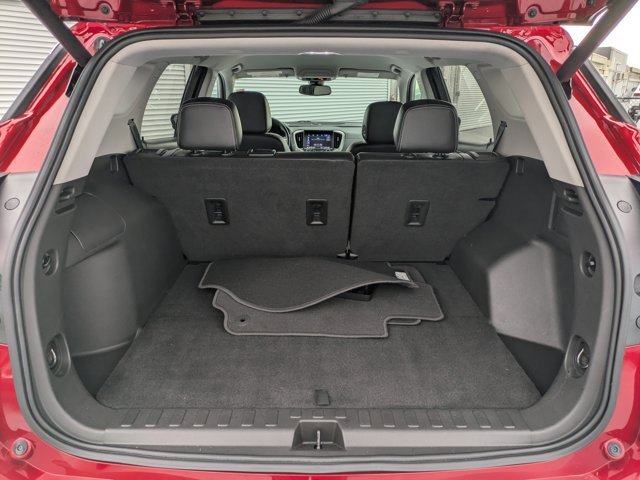 Used 2022 GMC Terrain SLT image 11