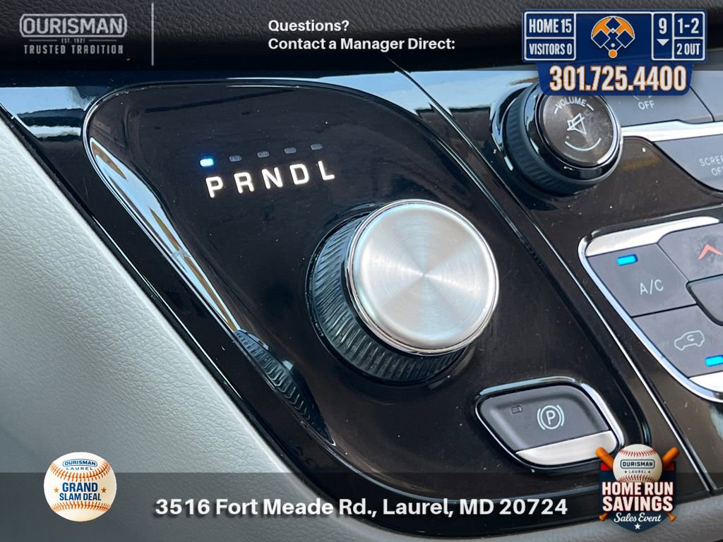 Used 2017 Chrysler Pacifica Touring-L w/ Tire & Wheel Group image 15