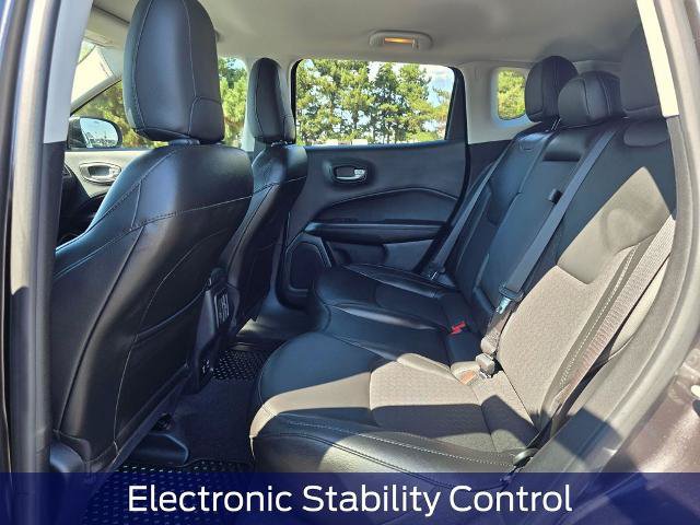 Used 2021 Jeep Compass Latitude AWD/4WD image 14