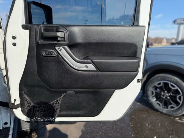 Used 2012 Jeep Wrangler Unlimited Sahara w/ Dual Top Group image 14