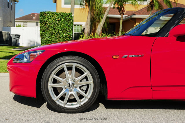 Used 2004 Honda S2000 image 4