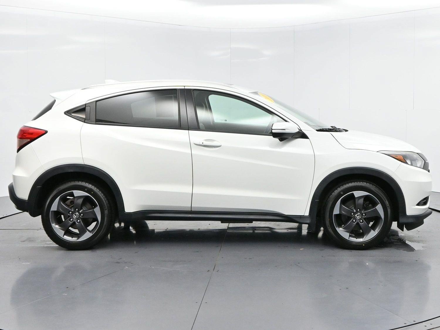 Used 2018 Honda HR-V EX-L image 8