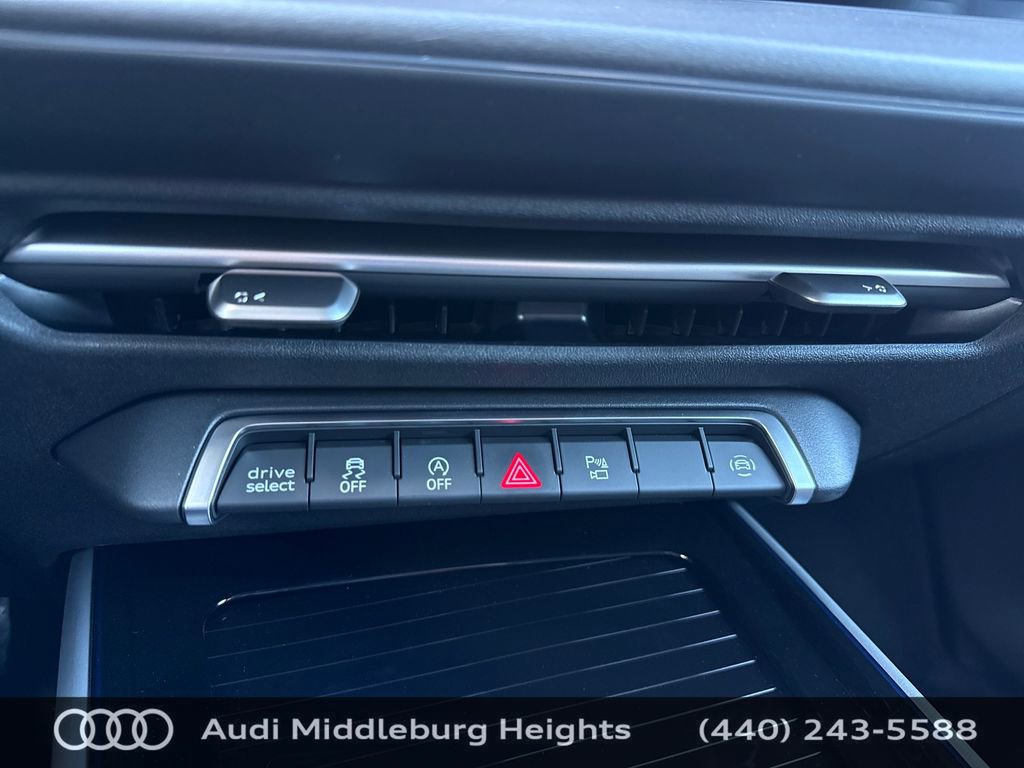 New 2026 Audi Q3 quattro 2.0T image 29