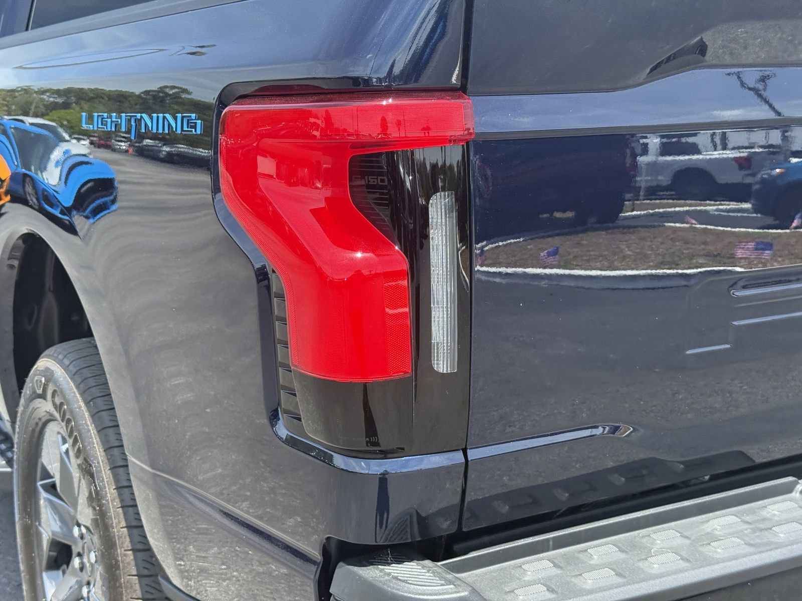 Certified 2025 Ford F150 Lightning Flash AWD/4WD image 10