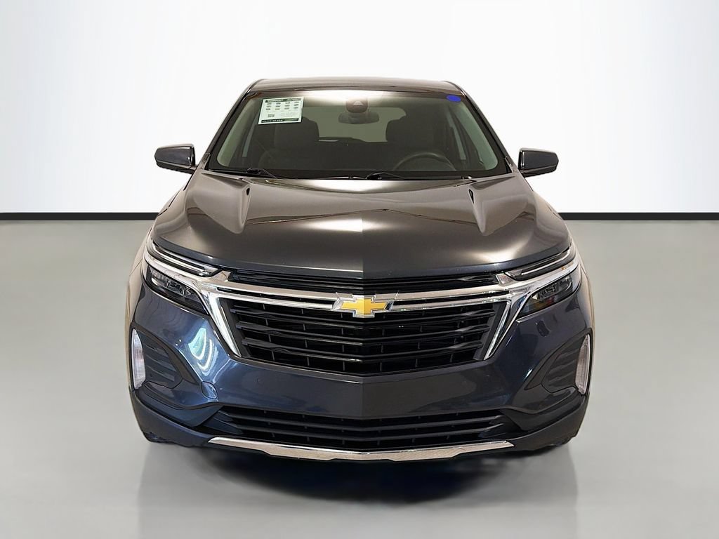 Used 2023 Chevrolet Equinox LT w/ LPO, Floor Liner Package AWD/4WD image 2
