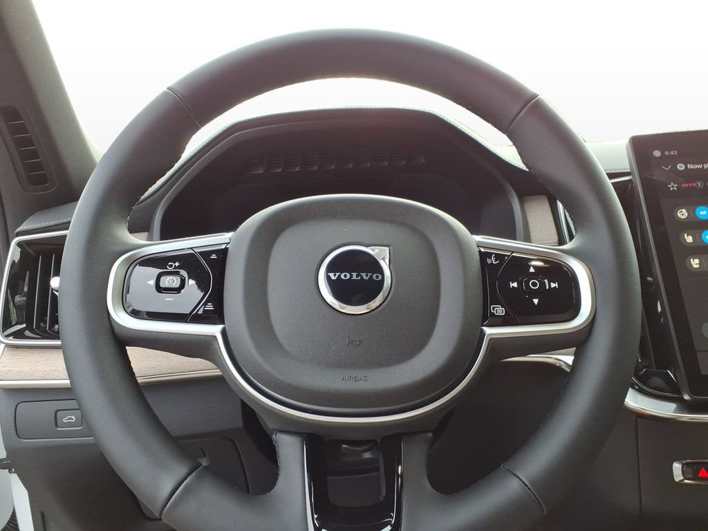New 2026 Volvo XC90 B6 Ultra w/ Protection Package Premier AWD/4WD image 16