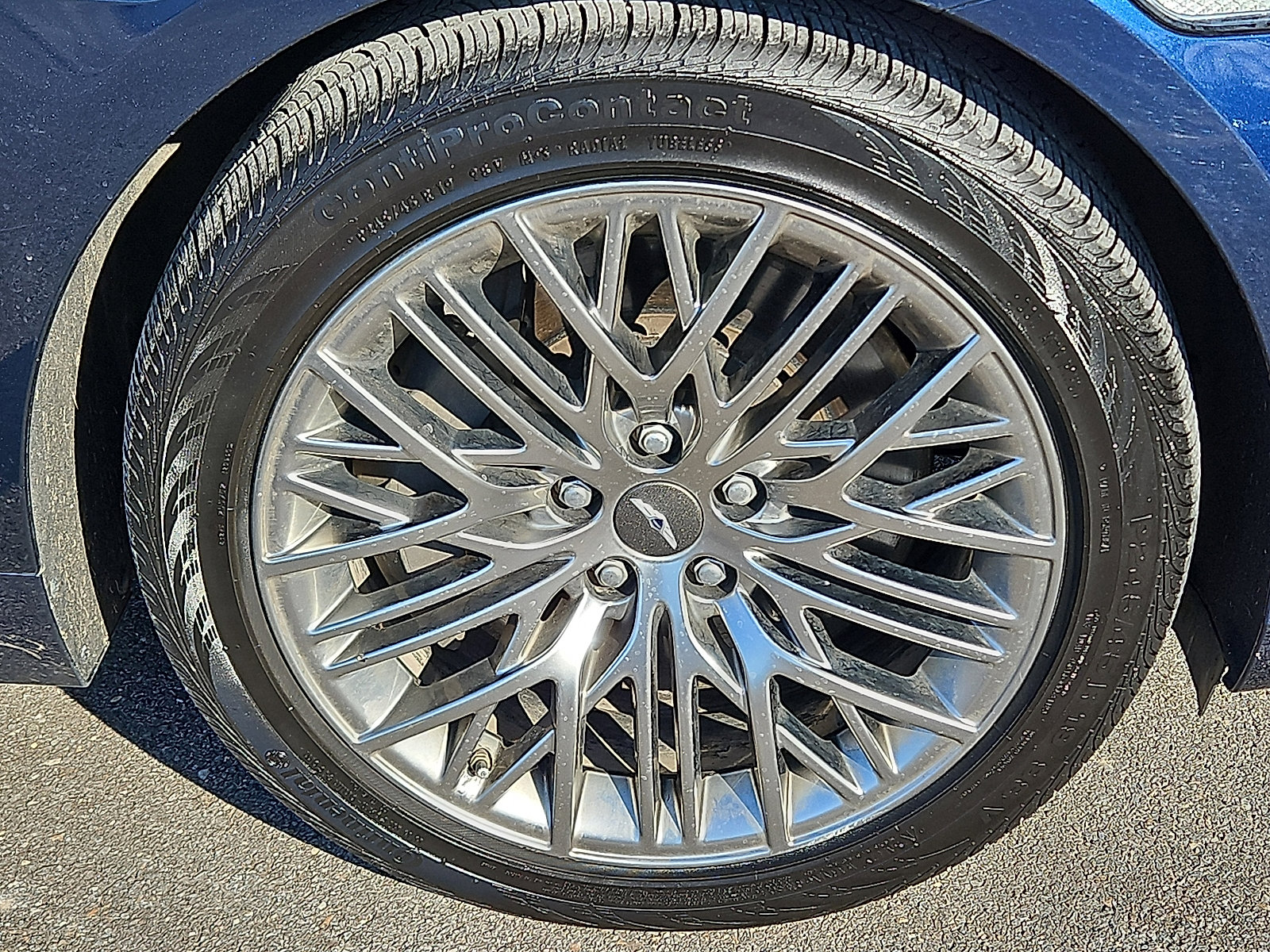 Used 2021 Genesis G90 3.3T Premium image 8