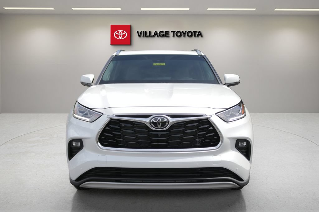 New 2026 Toyota Highlander Platinum AWD/4WD image 8