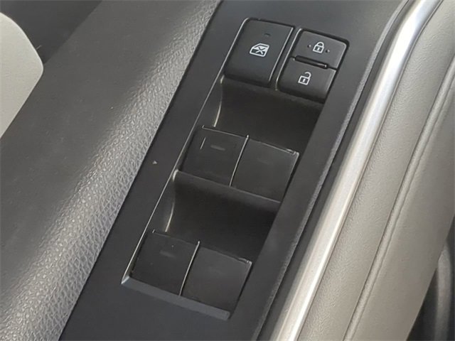 Certified 2022 Toyota Highlander XLE image 24