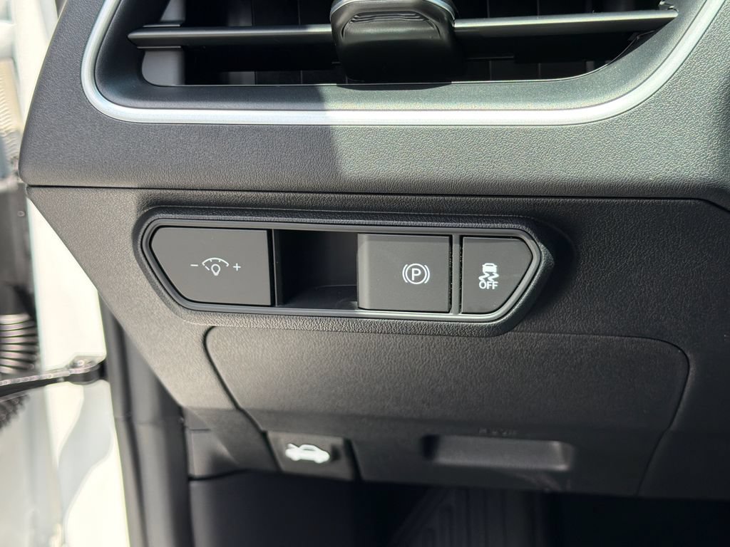 New 2026 Kia K4 FWD image 20