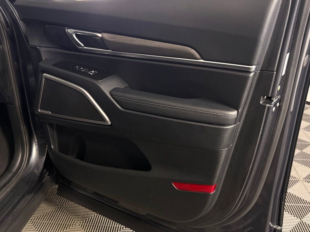 Used 2024 Kia Telluride EX X-Line image 35