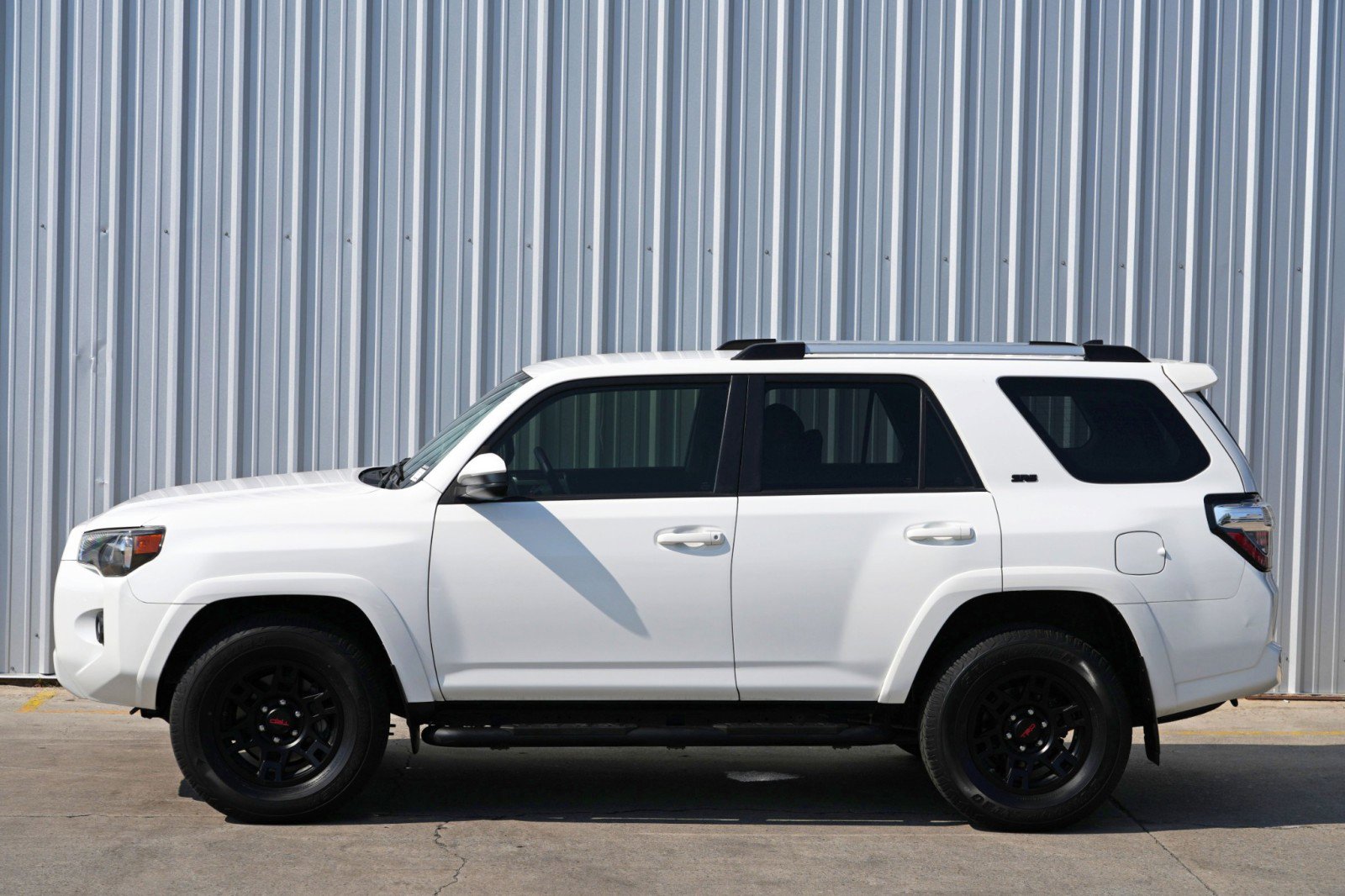 Used 2021 Toyota 4Runner SR5 image 46