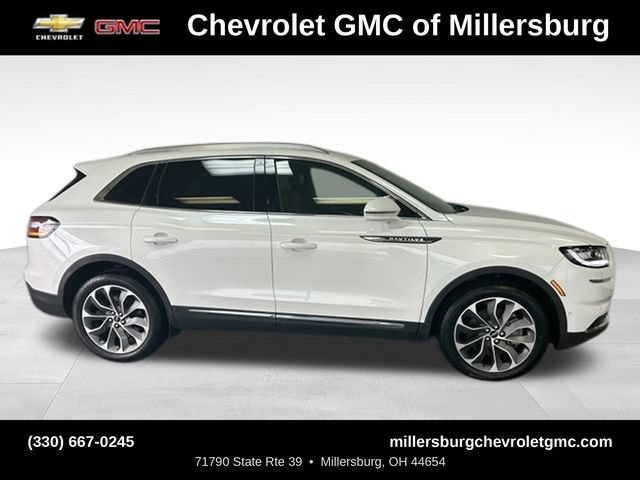 Used 2023 Lincoln Nautilus Reserve w/ Equipment Group 201A AWD/4WD image 3