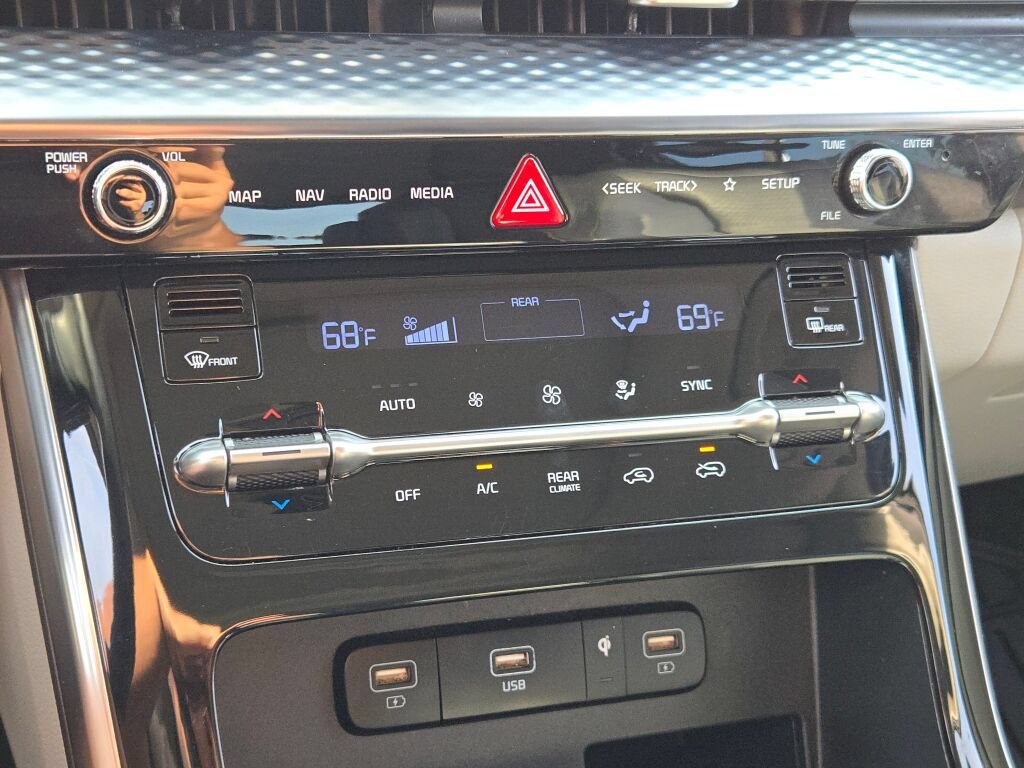 Used 2022 Kia Carnival SX Prestige FWD image 32