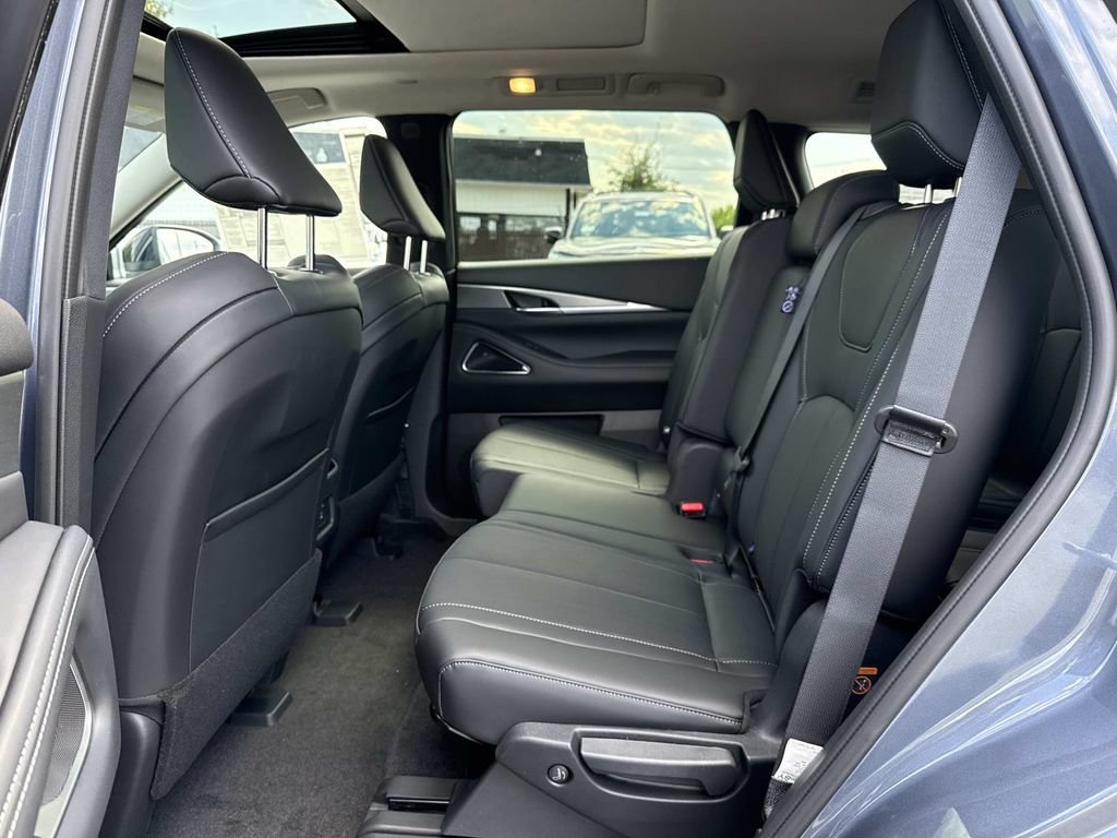 New 2027 INFINITI QX60 Luxe w/ Cargo Package AWD/4WD image 18