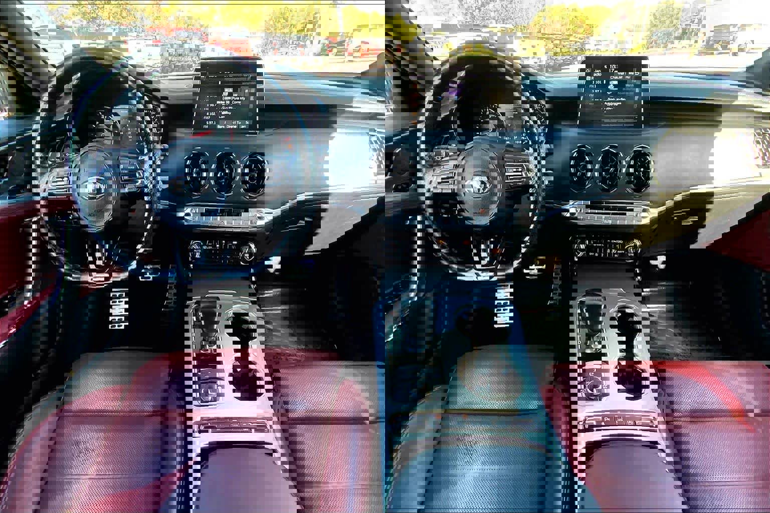 Used 2019 Kia Stinger GT2 image 15