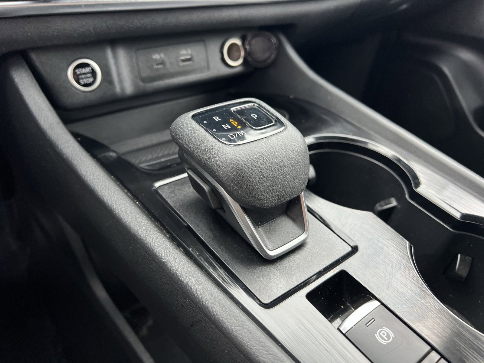 Used 2023 Nissan Rogue SV image 21