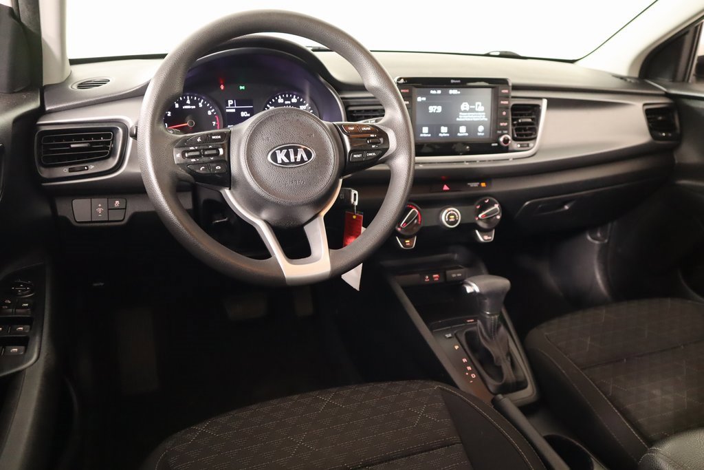 Used 2019 Kia Rio S image 2